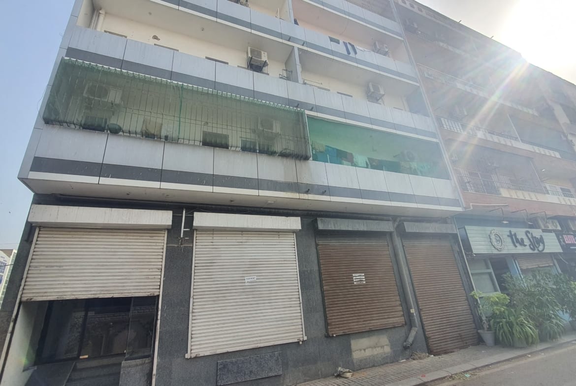 Shop for Rent